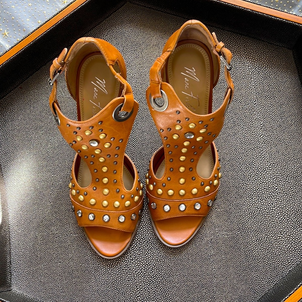 Marc Fisher stuffed sandals!